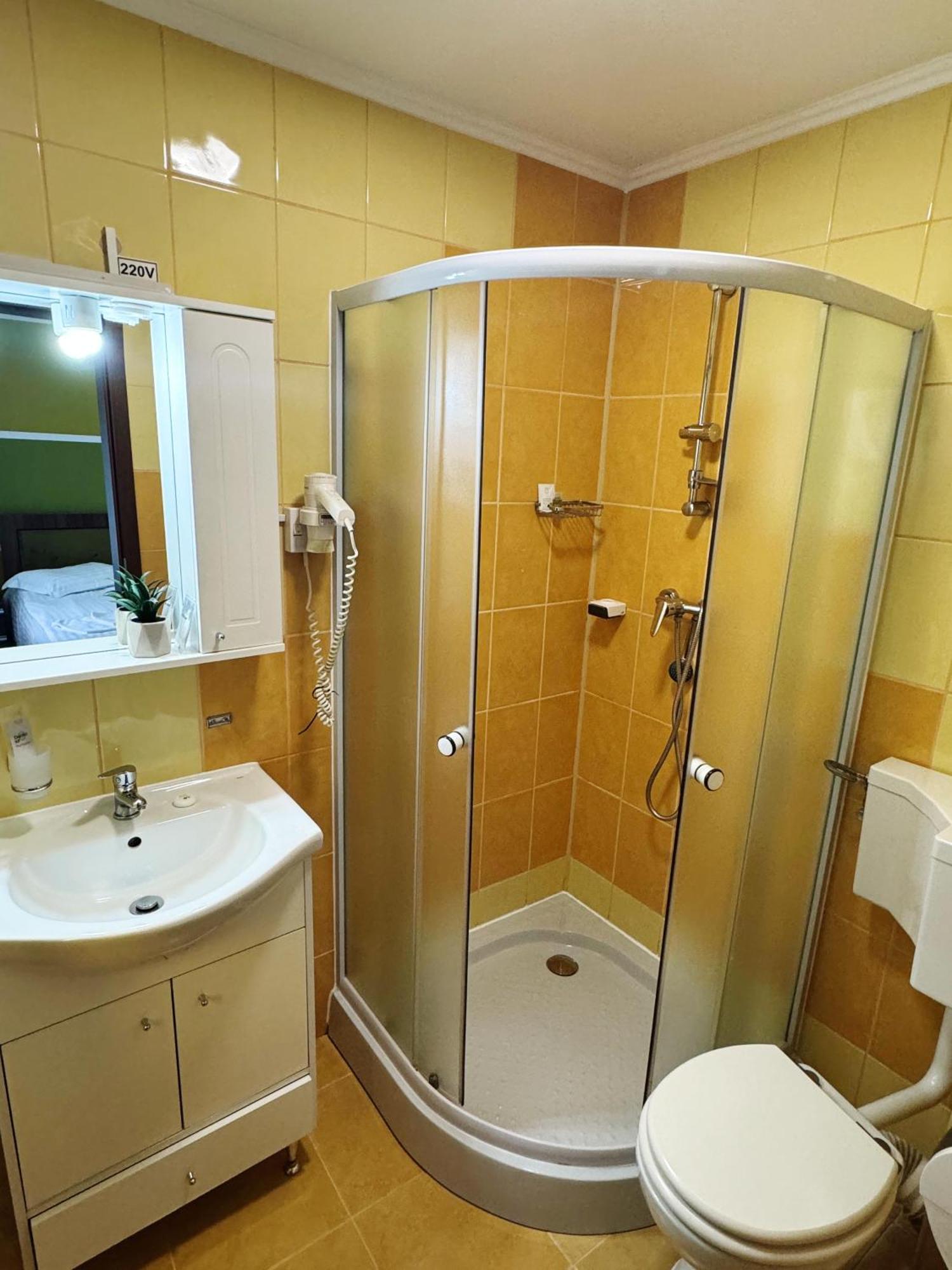 Carpathian Newstar Hotell Sibiu Eksteriør bilde